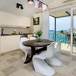 Apartment Villa Vala *