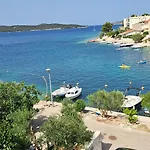Vala Апартаменты *