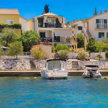 Apartman Villa Vala *