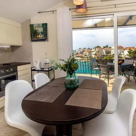 Vala Apartman *