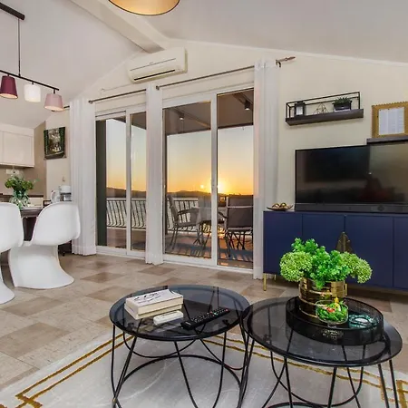 Vala * ザボリッチ