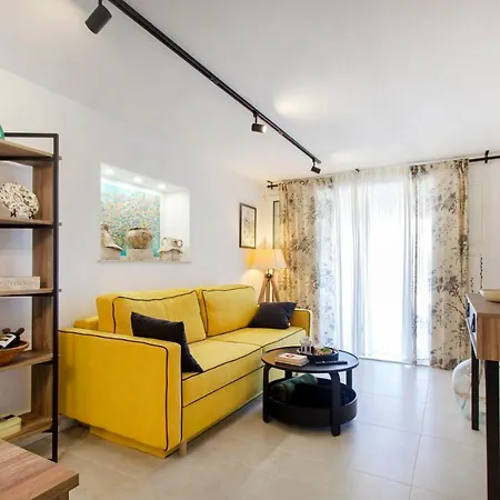 Apartment Villa Vala *