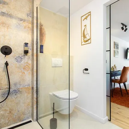Apartment Villa Vala