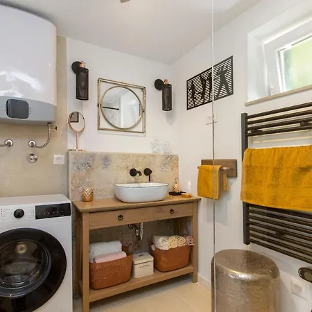 Apartment Villa Vala Zaboric