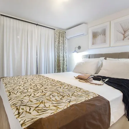 アパート Vala ザボリッチ