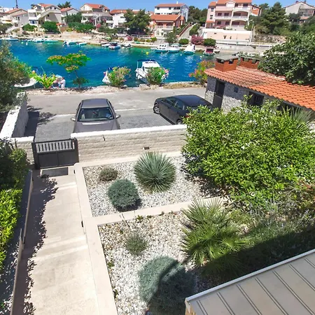 Villa Vala *